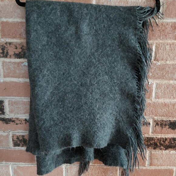 Large Gray Oro Delle Ande Baby Alpaca Shawl - Picture 4 of 4